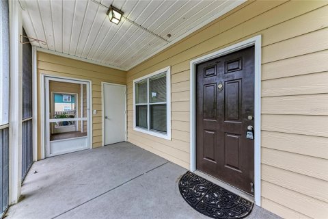 Copropriété à vendre à Bradenton, Floride: 2 chambres, 97.36 m2 № 2095536 - photo 7