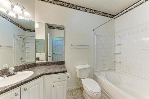 Copropriété à vendre à Bradenton, Floride: 2 chambres, 97.36 m2 № 2095536 - photo 23