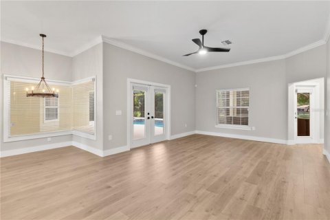 House in Oxford, Florida 5 bedrooms, 271.27 sq.m. № 1758206 - photo 21