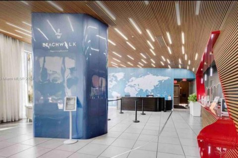 Copropriété à vendre à Hallandale Beach, Floride: 2 chambres, 95.69 m2 № 1961802 - photo 10