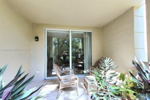 Condo in Sunny Isles Beach, Florida, 1 bedroom  № 2030105 - photo 20