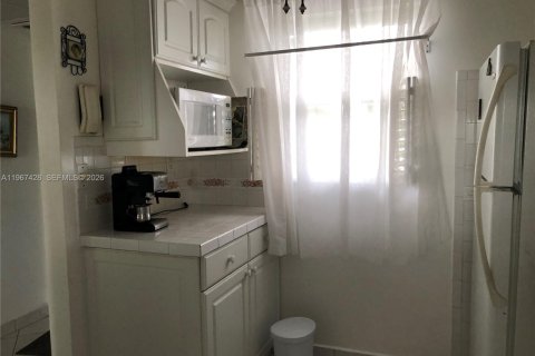 Condominio en venta en Lauderdale Lakes, Florida, 1 dormitorio, 63.55 m2 № 2081408 - foto 4