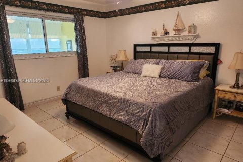 Condominio en venta en Lauderdale Lakes, Florida, 1 dormitorio, 63.55 m2 № 2081408 - foto 6