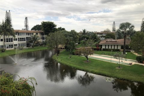 Condominio en venta en Lauderdale Lakes, Florida, 1 dormitorio, 63.55 m2 № 2081408 - foto 11