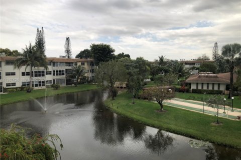 Condominio en venta en Lauderdale Lakes, Florida, 1 dormitorio, 63.55 m2 № 2081408 - foto 10