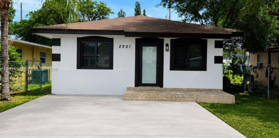House in Miami, Florida 3 bedrooms, 134.71 sq.m. № 2076511
