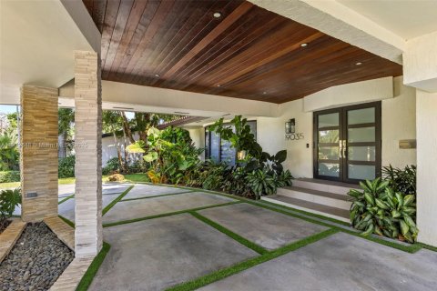 Villa ou maison à vendre à Hialeah, Floride: 4 chambres, 337.51 m2 № 1970112 - photo 7