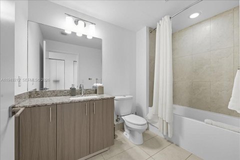 Copropriété à louer à Doral, Floride: 2 chambres, 95.88 m2 № 2153021 - photo 3
