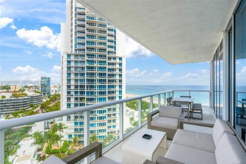 Condominio en venta en Miami Beach, Florida, 4 dormitorios, 345.32 m2 № 2024620 - foto 8