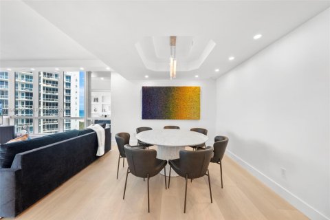 Condominio en venta en Miami Beach, Florida, 4 dormitorios, 345.32 m2 № 2024620 - foto 3
