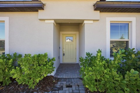 House in San Antonio, Florida 2 bedrooms, 149.94 sq.m. № 2155709 - photo 6