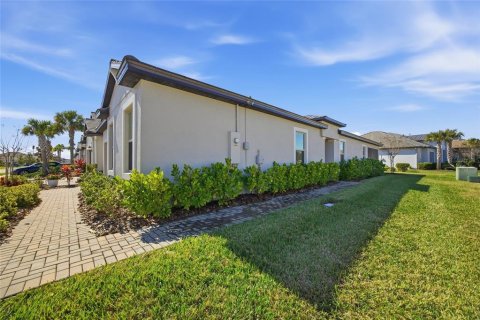 House in San Antonio, Florida 2 bedrooms, 149.94 sq.m. № 2155709 - photo 27