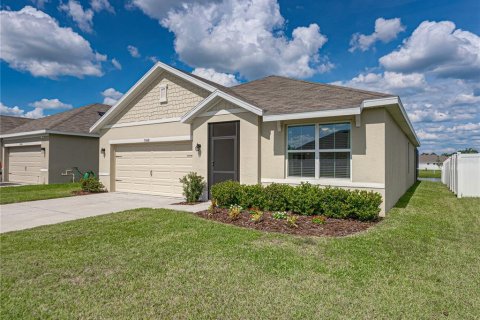 House in Zephyrhills, Florida 3 bedrooms, 156.35 sq.m. № 1834802 - photo 12