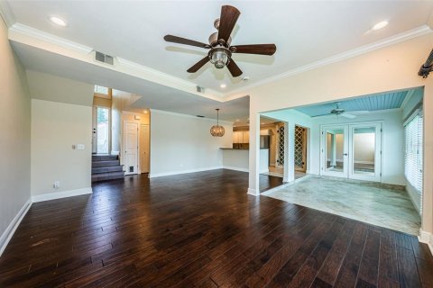 Condo in Saint Petersburg, Florida, 3 bedrooms № 1909091 - photo 28