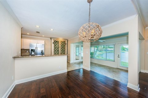 Condo in Saint Petersburg, Florida, 3 bedrooms № 1909091 - photo 30