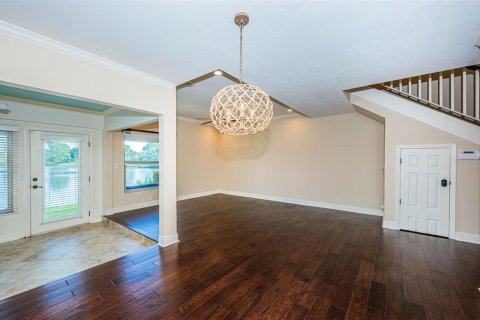 Condo in Saint Petersburg, Florida, 3 bedrooms № 1909091 - photo 26