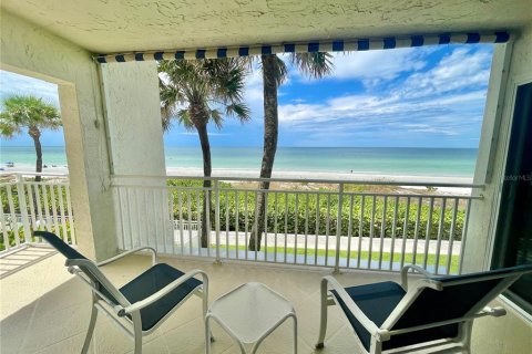 Condo in Belleair Beach, Florida, 2 bedrooms  № 1912226 - photo 6