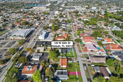 Casa en venta en Hialeah, Florida, 3 dormitorios, 143.81 m2 № 2045343 - foto 6