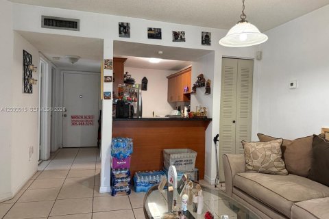 Copropriété à louer à Miami, Floride: 2 chambres, 85.84 m2 № 2397913 - photo 8