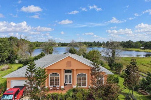 Casa en Orlando, Florida 4 dormitorios, 247.03 m2 № 2427429