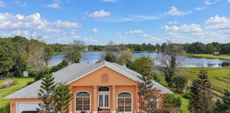 Casa en Orlando, Florida 4 dormitorios, 247.03 m2 № 2427429