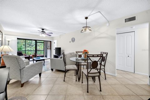 Condominio en venta en Saint Petersburg, Florida, 2 dormitorios, 85.01 m2 № 2200096 - foto 15