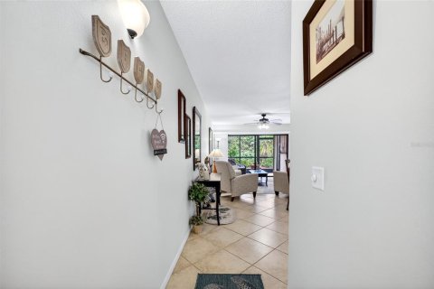 Condominio en venta en Saint Petersburg, Florida, 2 dormitorios, 85.01 m2 № 2200096 - foto 4