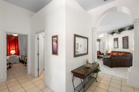 House in Davenport, Florida 4 bedrooms, 211.54 sq.m. № 1898586 - photo 7