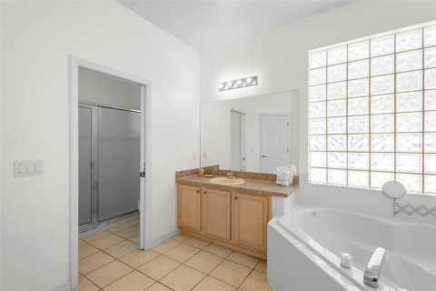 House in Davenport, Florida 4 bedrooms, 211.54 sq.m. № 1898586 - photo 26