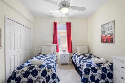 House in Davenport, Florida 4 bedrooms, 211.54 sq.m. № 1898586 - photo 30