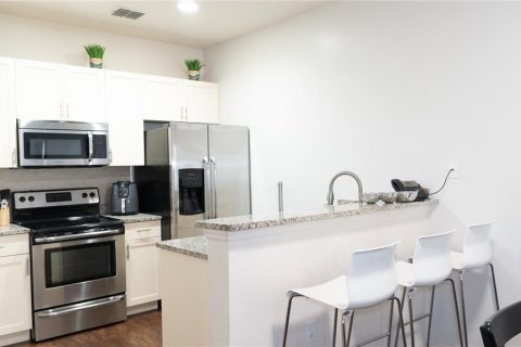Купить таунхаус в Киссимми, Флорида 5 комнат, 120.77м2, № 1549504 - фото 15