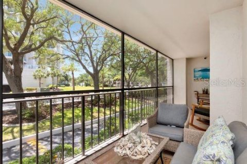 Condo in Belleair, Florida, 2 bedrooms № 2124789 - photo 26