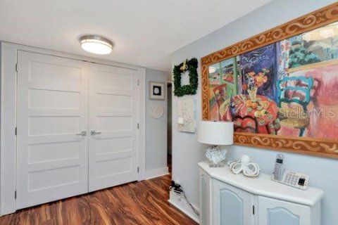 Condo in Belleair, Florida, 2 bedrooms № 2124789 - photo 4