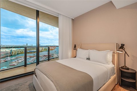 Condo in Miami, Florida, 3 bedrooms  № 1693713 - photo 17