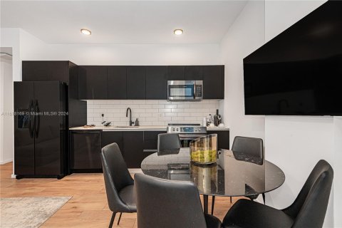 Condo in Miami, Florida, 3 bedrooms  № 1693713 - photo 20