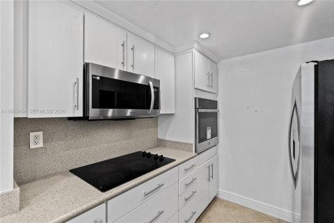 Condominio en venta en Miami, Florida, 3 dormitorios, 158.21 m2 № 2007867 - foto 15
