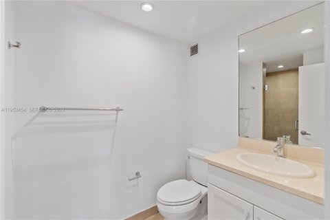 Condominio en venta en Miami, Florida, 3 dormitorios, 158.21 m2 № 2007867 - foto 29