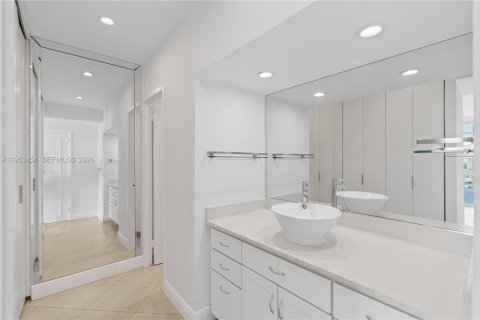 Condominio en venta en Miami, Florida, 3 dormitorios, 158.21 m2 № 2007867 - foto 23