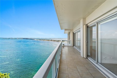 Condominio en venta en Miami, Florida, 3 dormitorios, 158.21 m2 № 2007867 - foto 6