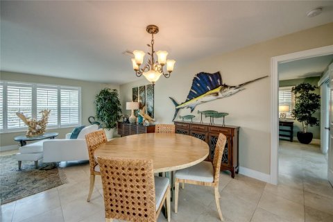 House in Punta Gorda, Florida 3 bedrooms, 169.27 sq.m. № 1717781 - photo 11