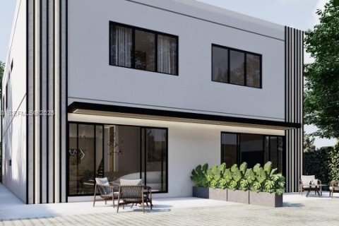 House in Miami, Florida 4 bedrooms, 251.86 sq.m. № 2082876 - photo 4