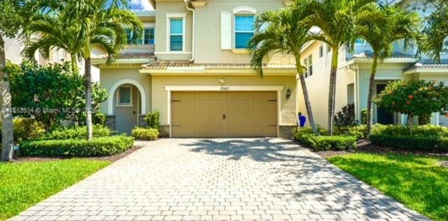 Casa en Hollywood, Florida 3 dormitorios, 174.75 m2 № 1874407