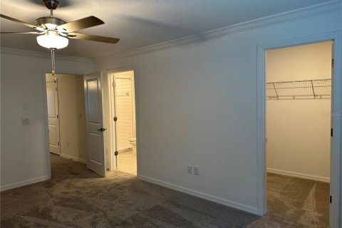 Townhouse in ANGELINE in Land O' Lakes, Florida 3 bedrooms, 154.78 sq.m. № 2258310 - photo 12