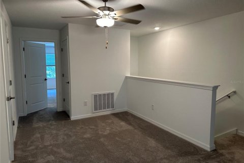 Townhouse in ANGELINE in Land O' Lakes, Florida 3 bedrooms, 154.78 sq.m. № 2258310 - photo 10