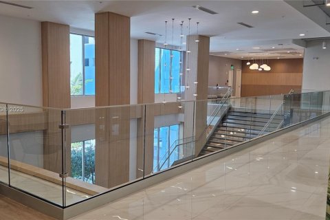 Condo in Doral, Florida, 1 bedroom  № 1887269 - photo 30