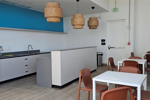 Condo in Doral, Florida, 1 bedroom  № 1887269 - photo 29