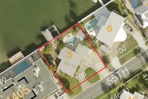 Casa en venta en Saint Pete Beach, Florida, 3 dormitorios, 185.43 m2 № 1796817 - foto 1