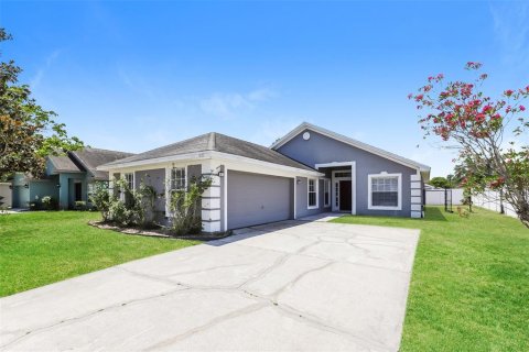 Casa en venta en Lakeland, Florida, 3 dormitorios, 170.1 m2 № 1662898 - foto 2