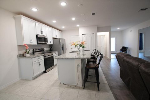 Villa ou maison à vendre à Haines City, Floride: 3 chambres, 172.05 m2 № 2318445 - photo 5