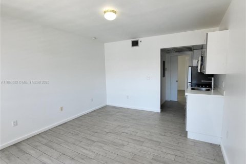 Copropriété à louer à Miami Beach, Floride: 1 chambre, 36.32 m2 № 1897019 - photo 12